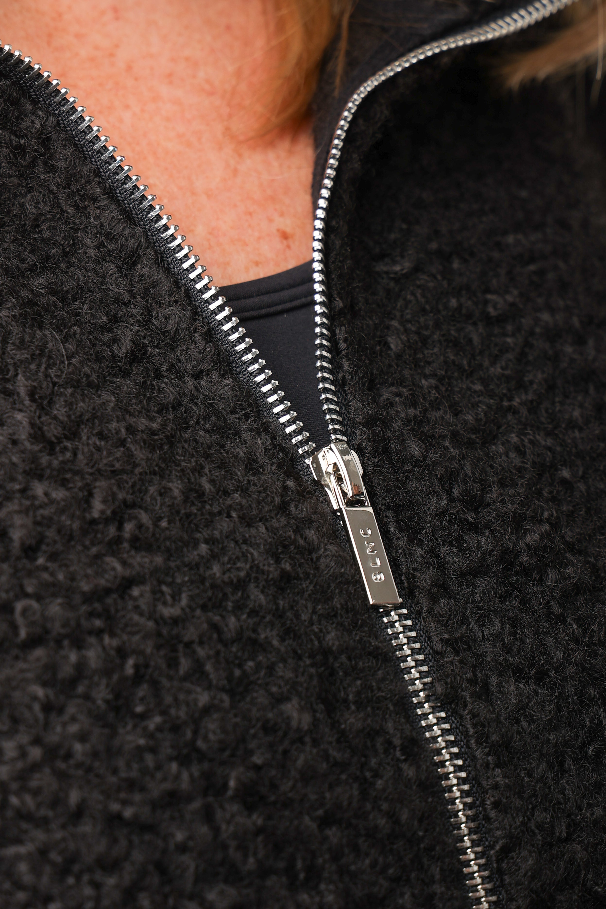 Edge Jacket Shapeuupse