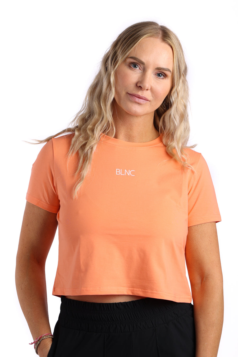 Coral Crop BLNC T-shirt Shapeuupse